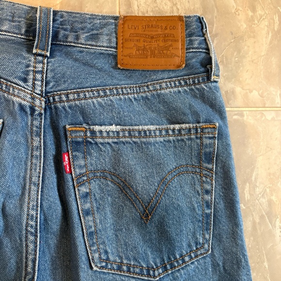 Levi's Women's Ribcage Straight Ankle Denim Jeans Sz 26 Classic Preppy USA - Picture 9 of 12